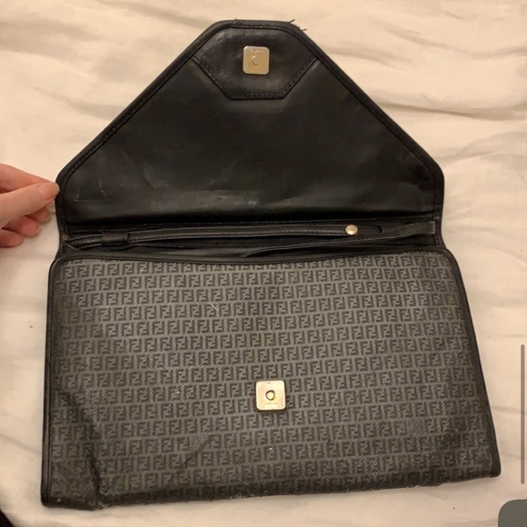 Fendi Black vintage Clutch and Crossbody Bag - Picture 9 of 13